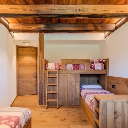 Woodhouse By Interhome