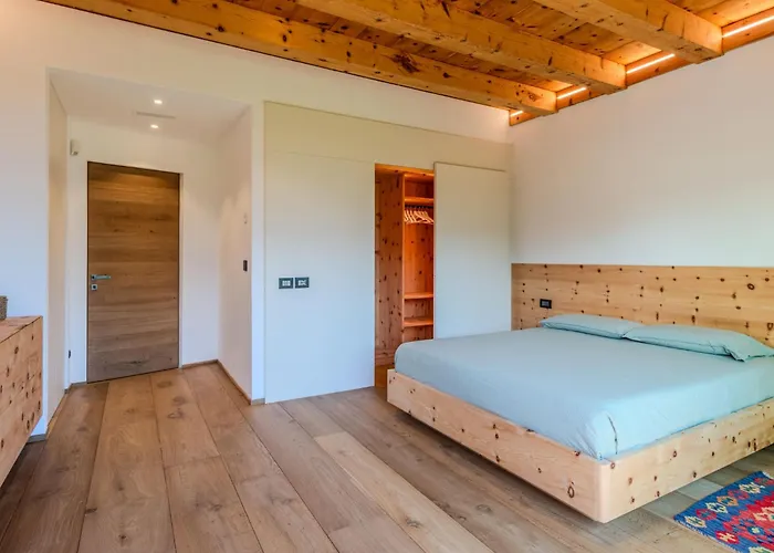 Woodhouse By Interhome *