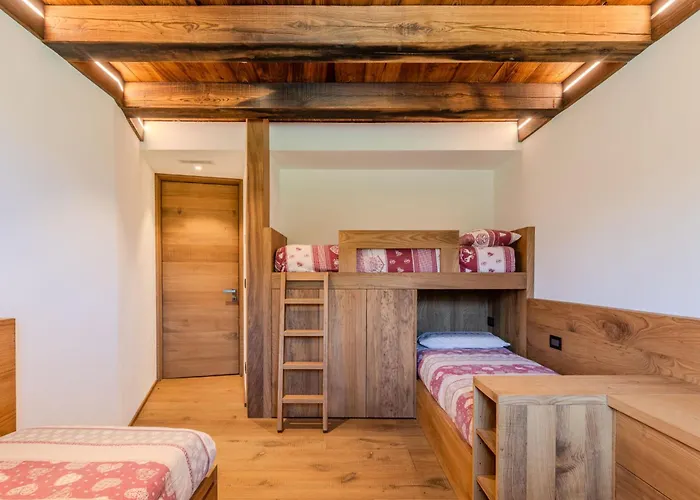 Woodhouse By Interhome