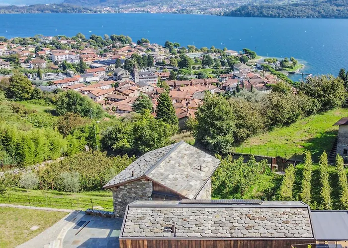 Woodhouse By Interhome Domaso